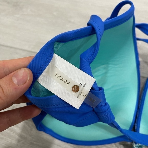 Shade & Shore Light Lift Crochet Bikini Top Blue - Picture 8 of 10